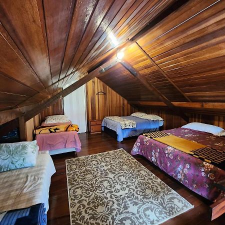 A Casa Girassol Apartment Campos do Jordao Ngoại thất bức ảnh